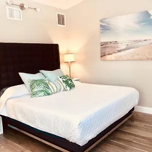 Holiday home Paradise Hideaway Entire Guest Near United States